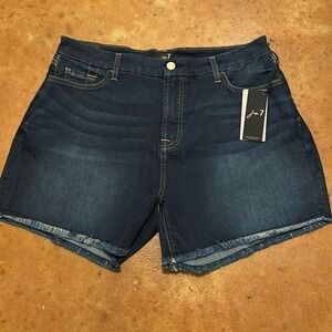 NWT ! J7 Jen 7 Jean Shorts With Built in Shapewear Sculpting Panel